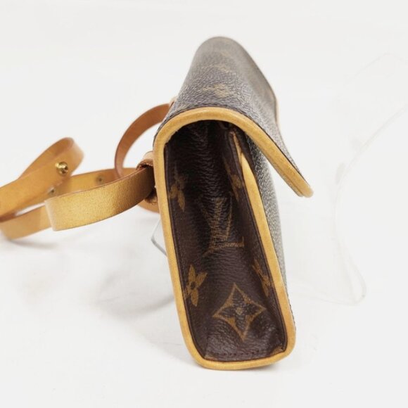 LOUIS VUITTON Monogram Pochette Florentine XS - Picture 3 of 9